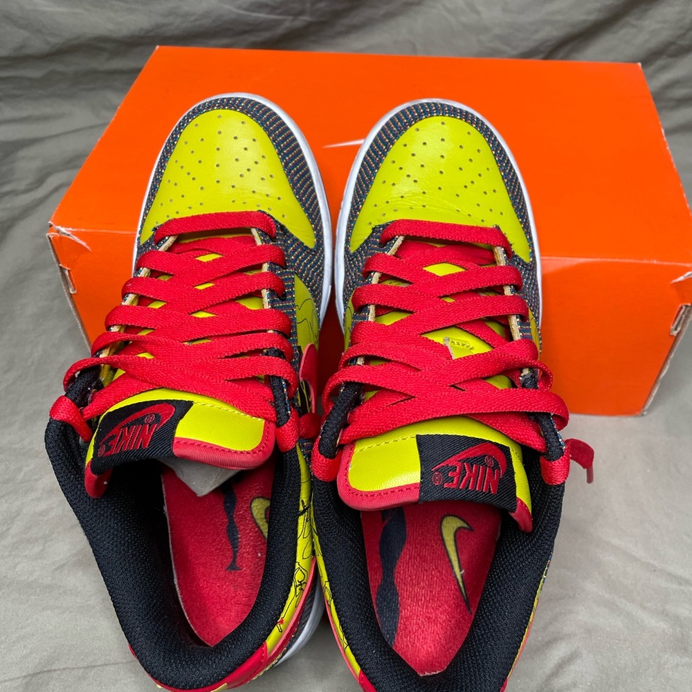 Nike Dunks - Picture 5 of 9